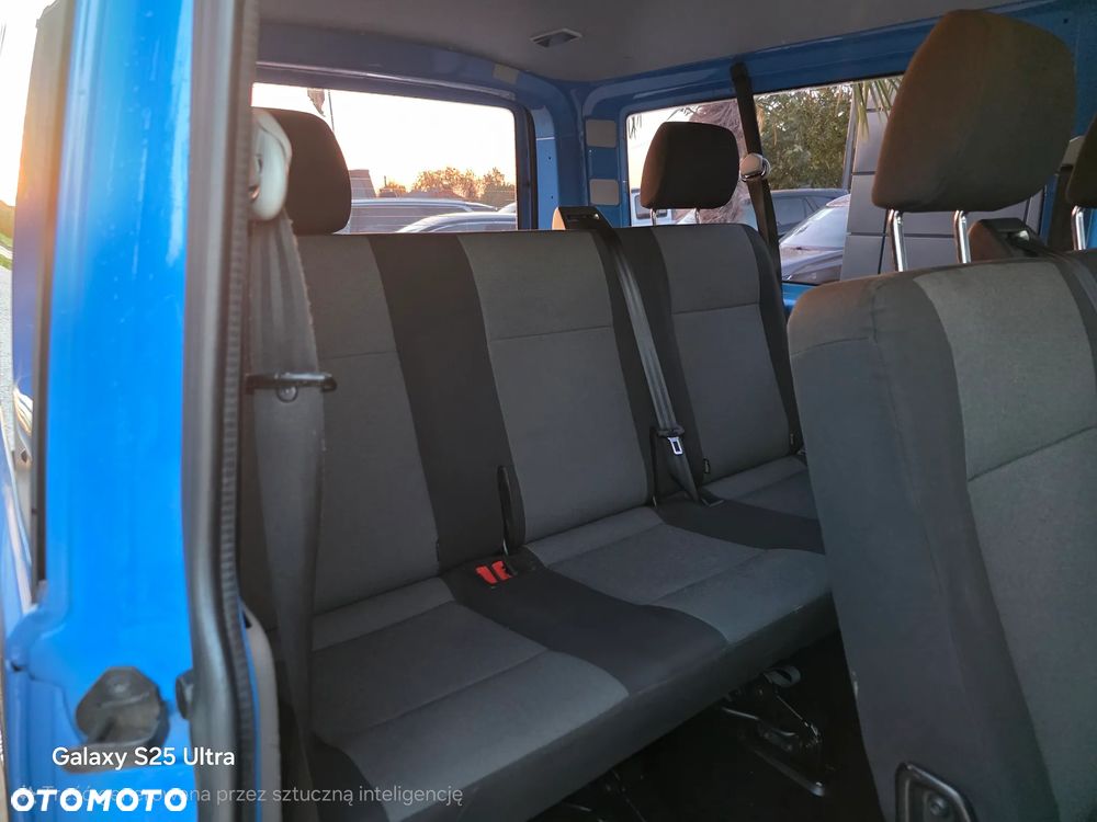 Volkswagen Transporter - 33