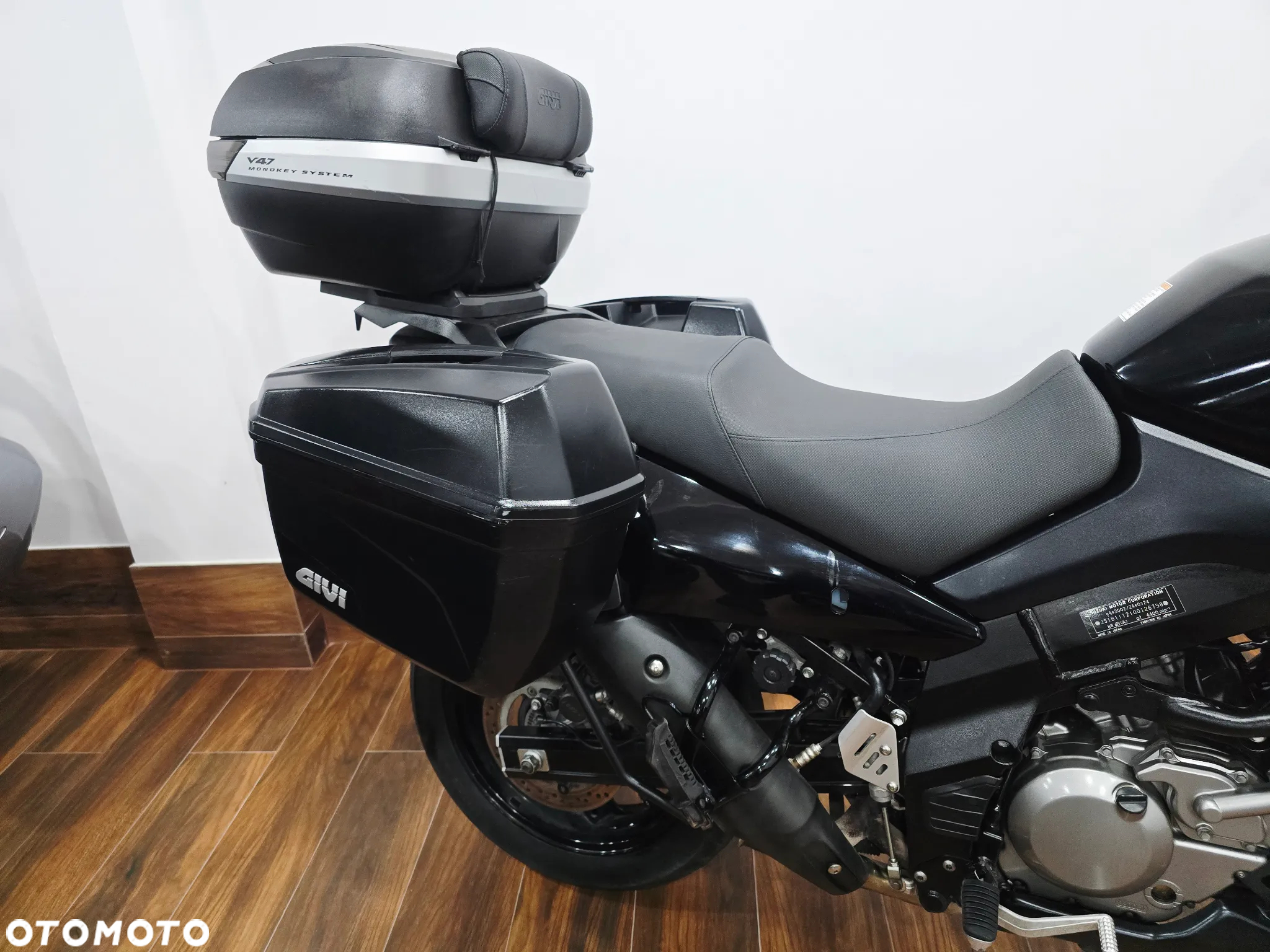 Suzuki DL - 9