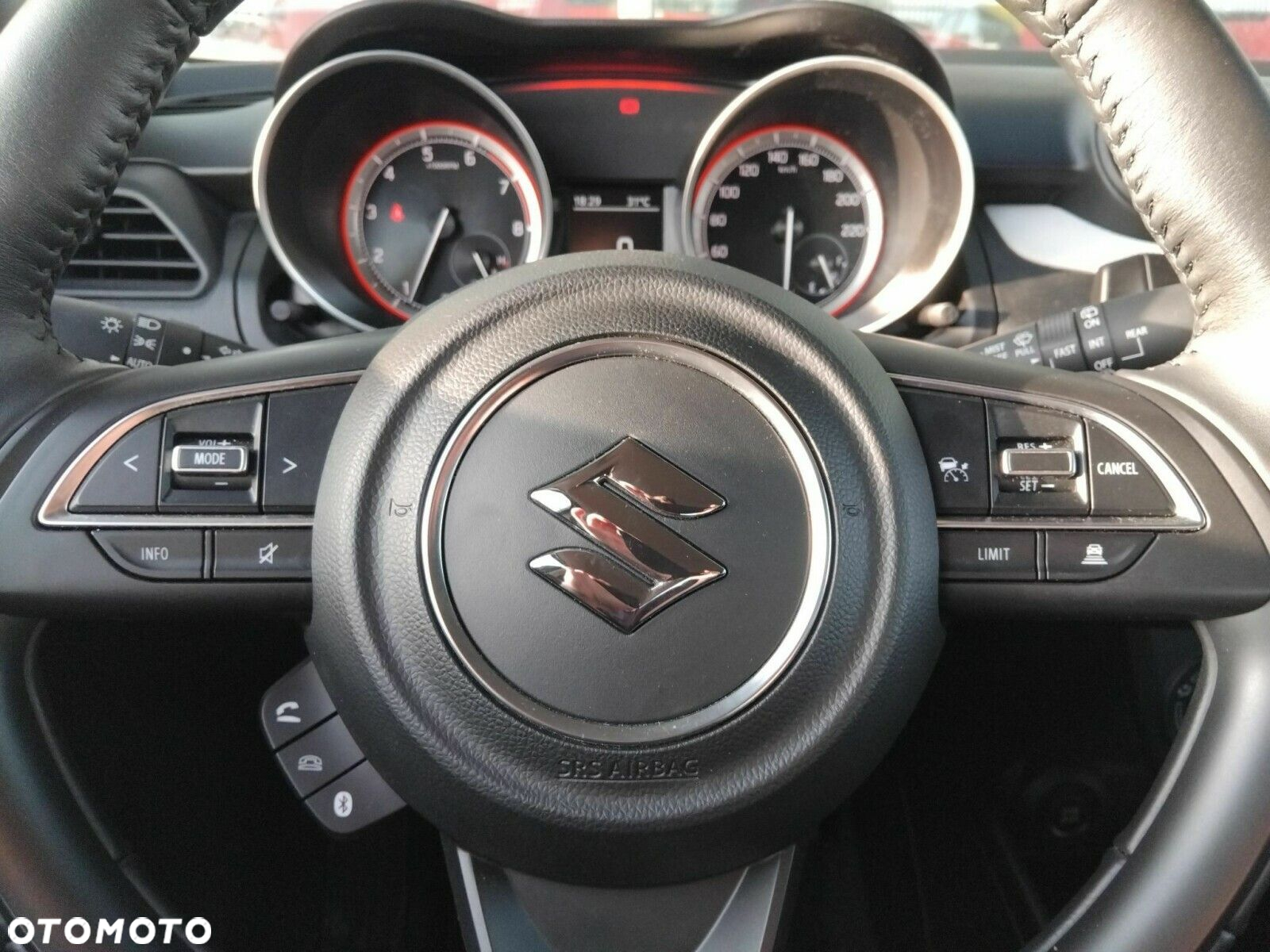Suzuki Swift - 9