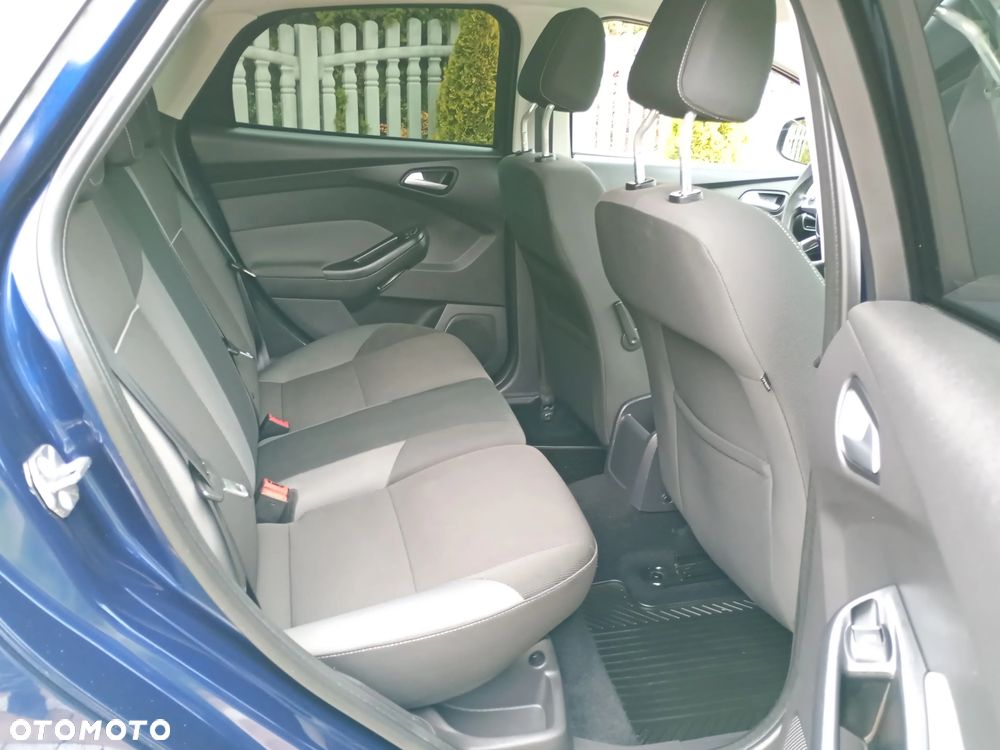 Ford Focus - 24