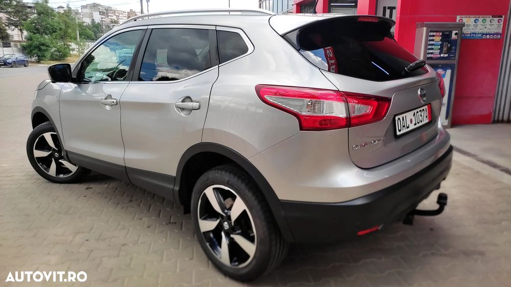 Nissan Qashqai 1.6 DCI N-Connecta - 25