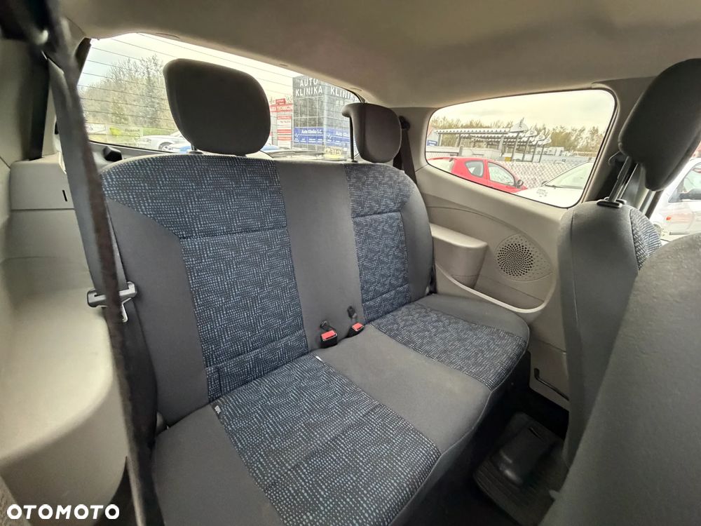 Renault Twingo 1.2 Authentique - 5