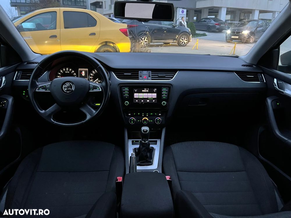 Skoda Octavia 1.6 TDI Ambition - 7
