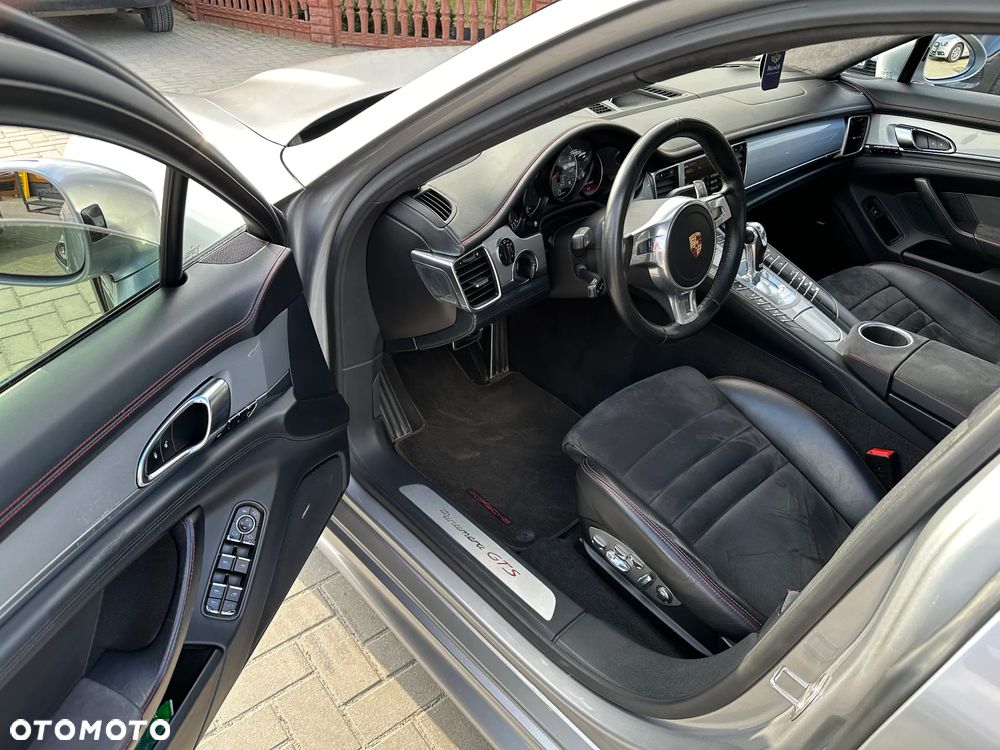 Porsche Panamera GTS - 6