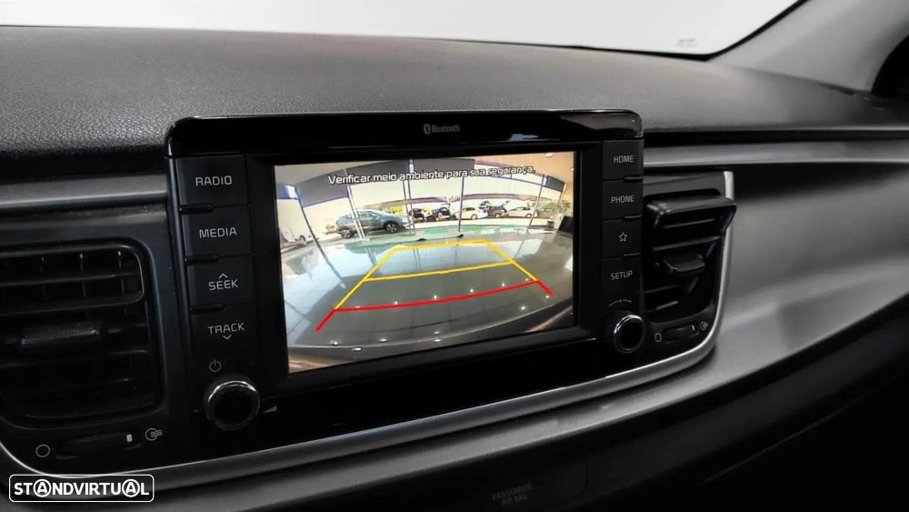 Kia Rio - 28