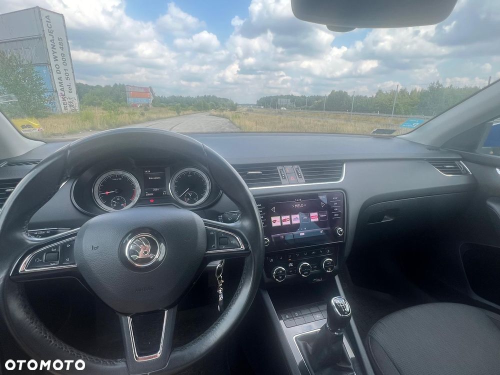 Skoda Octavia 2.0 TDI Style - 9