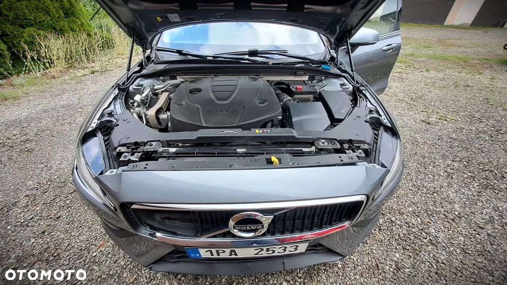 Volvo V60 D4 Geartronic Momentum - 23