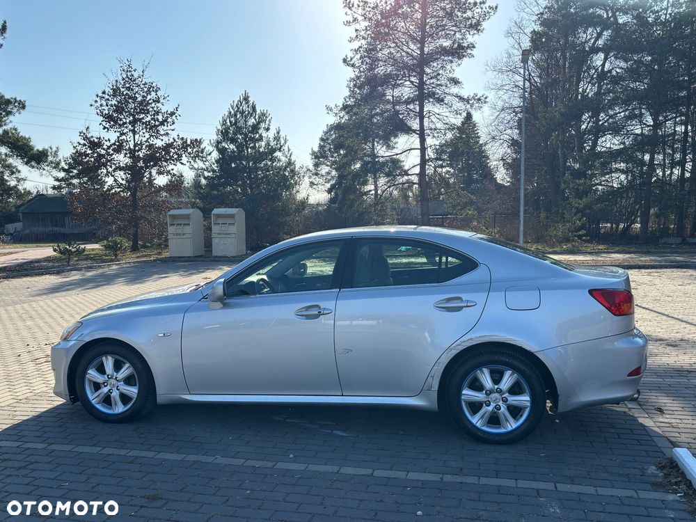 Lexus IS 250 - 3