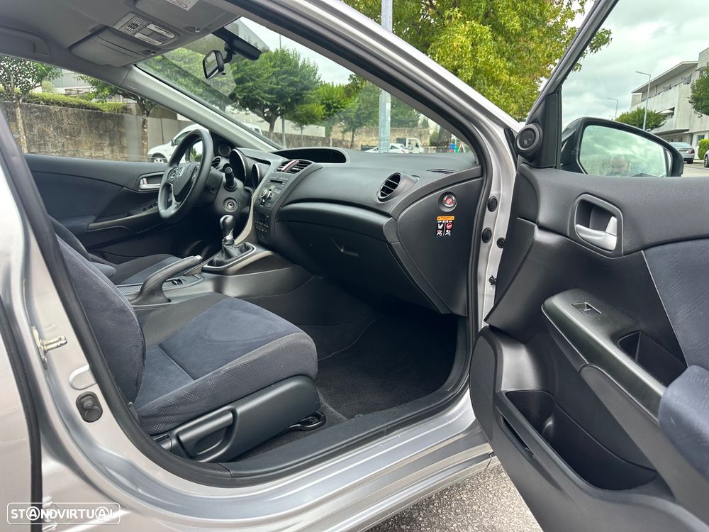 Honda Civic 1.6 i-DTEC Comfort - 42