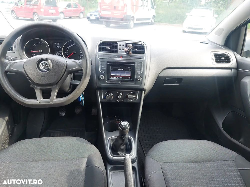 Volkswagen Polo - 11
