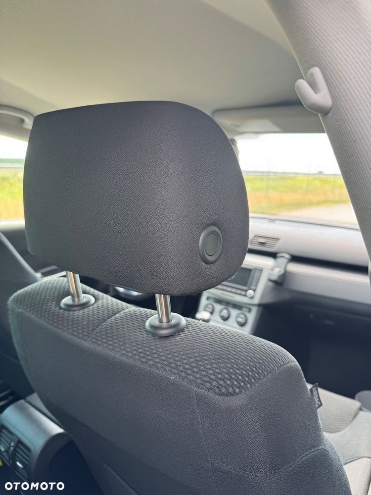 Volkswagen Passat 2.0 TDI Highline - 5