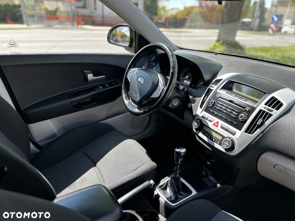 Kia Ceed 1.6 CVVT LX - 16