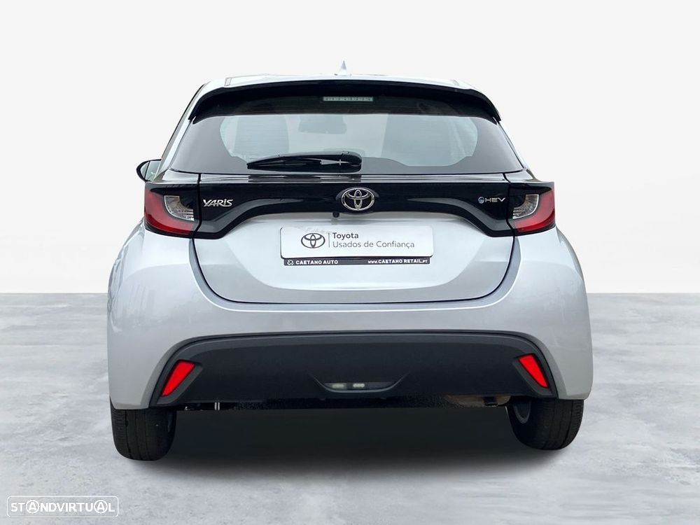 Toyota Yaris 1.5 HDF Comfort Plus - 4