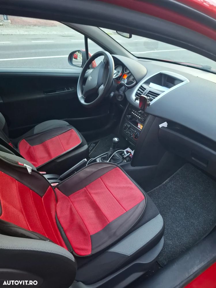 Peugeot 207 - 4