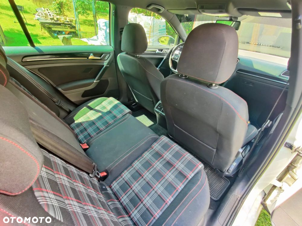 Volkswagen Golf VII 2.0 TSI BMT GTI DSG - 17