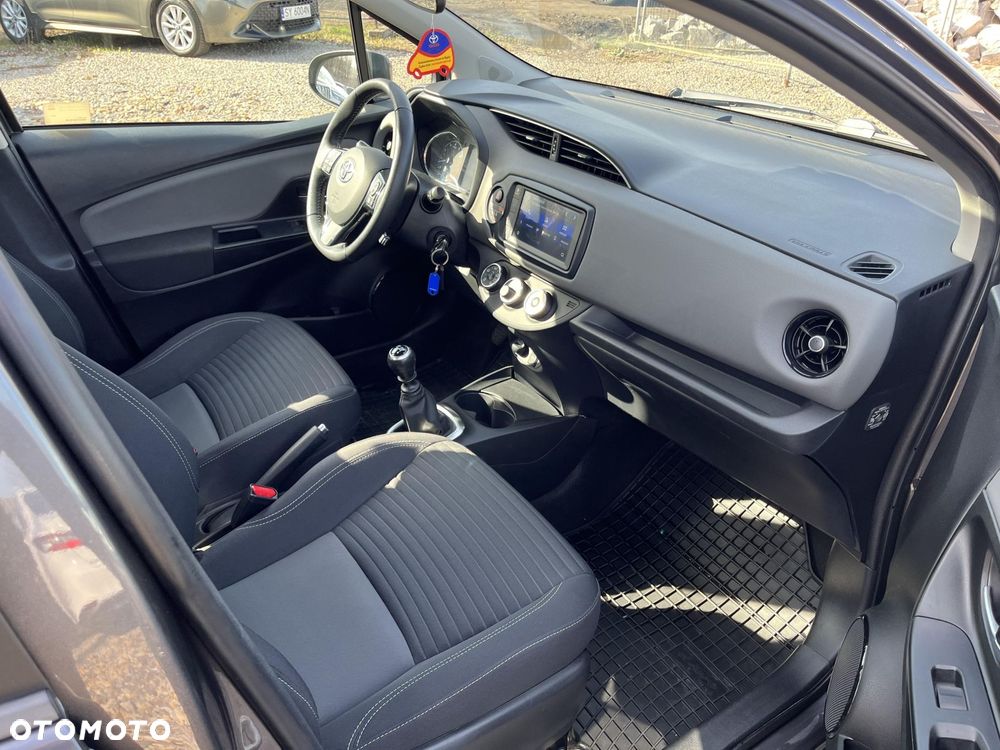 Toyota Yaris 1.5 Premium - 20