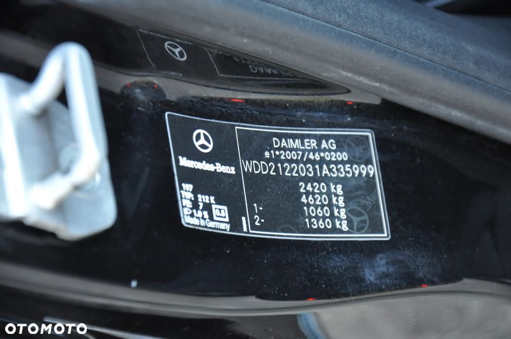 Mercedes-Benz Klasa E 250 CDI 7G-TRONIC - 21