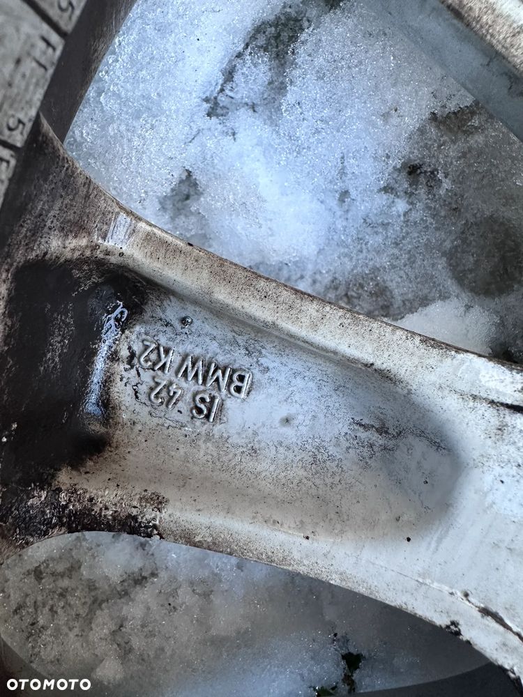 Felgi z oponami BMW - 4