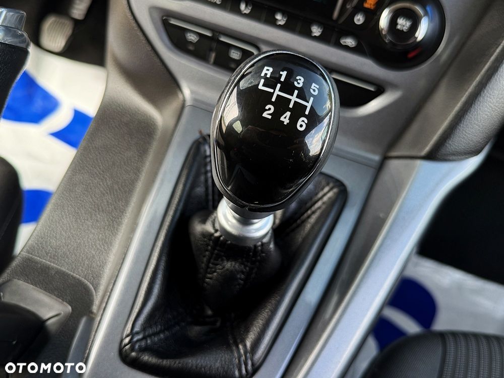 Ford Focus 1.6 TDCi DPF Titanium - 37