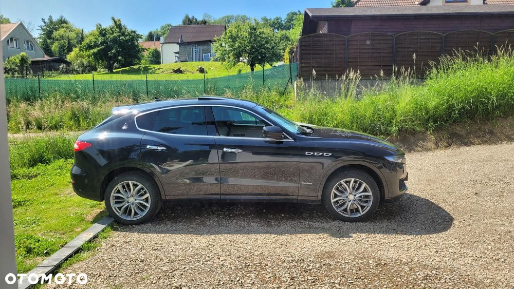 Maserati Levante S Granlusso - 23