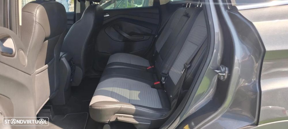 Ford Kuga 1.5 TDCi EcoBlue Titanium - 30