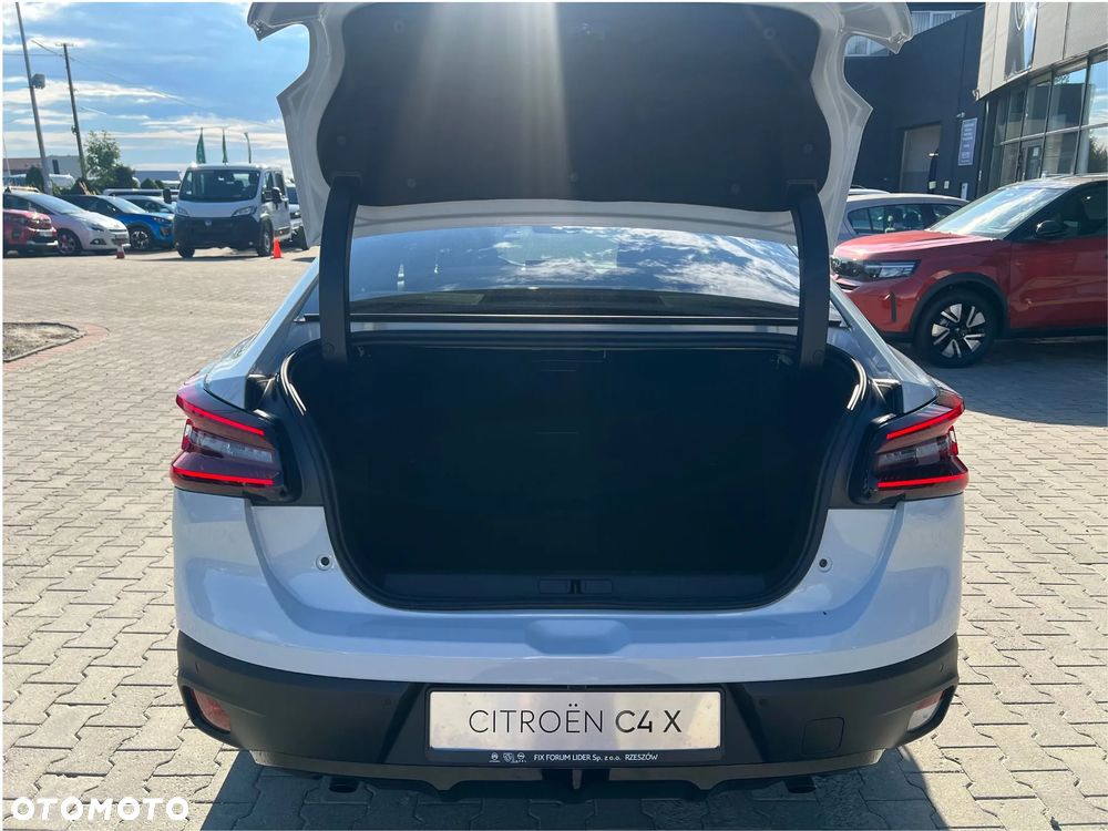 Citroën C4X 1.2 mHEV Max eDCT6 - 7