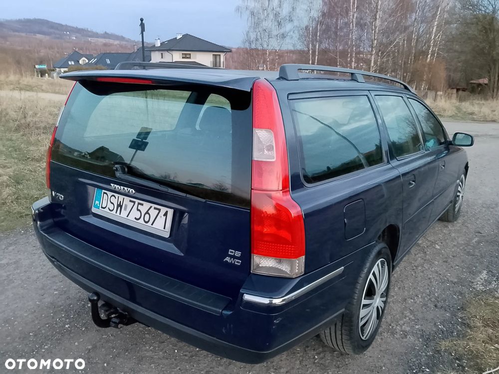 Volvo V70 D5 AWD Premium - 11
