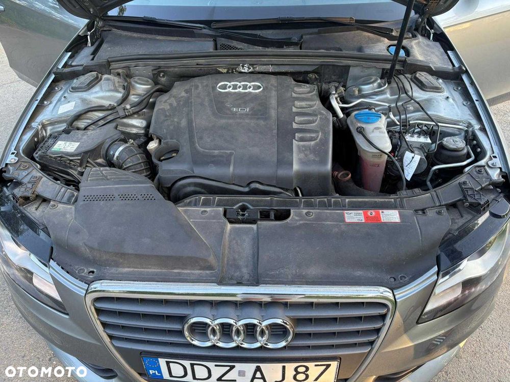Audi A4 Limousine - 3