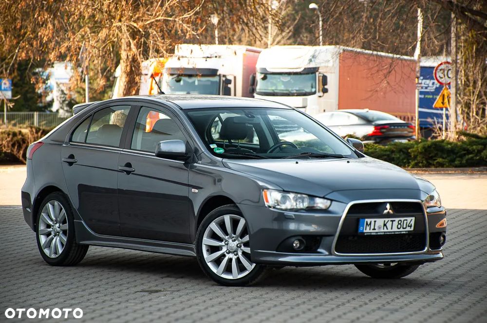 Mitsubishi Lancer 1.8 CVT Intense - 14