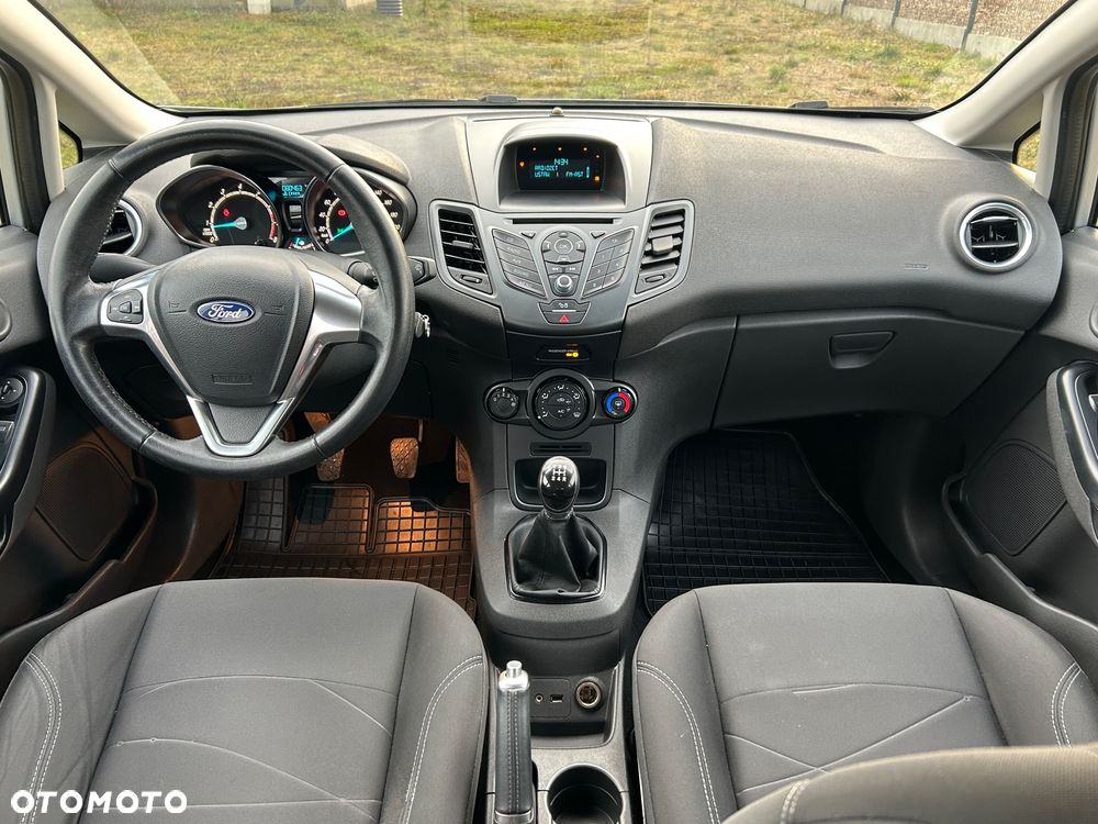 Ford Fiesta - 29