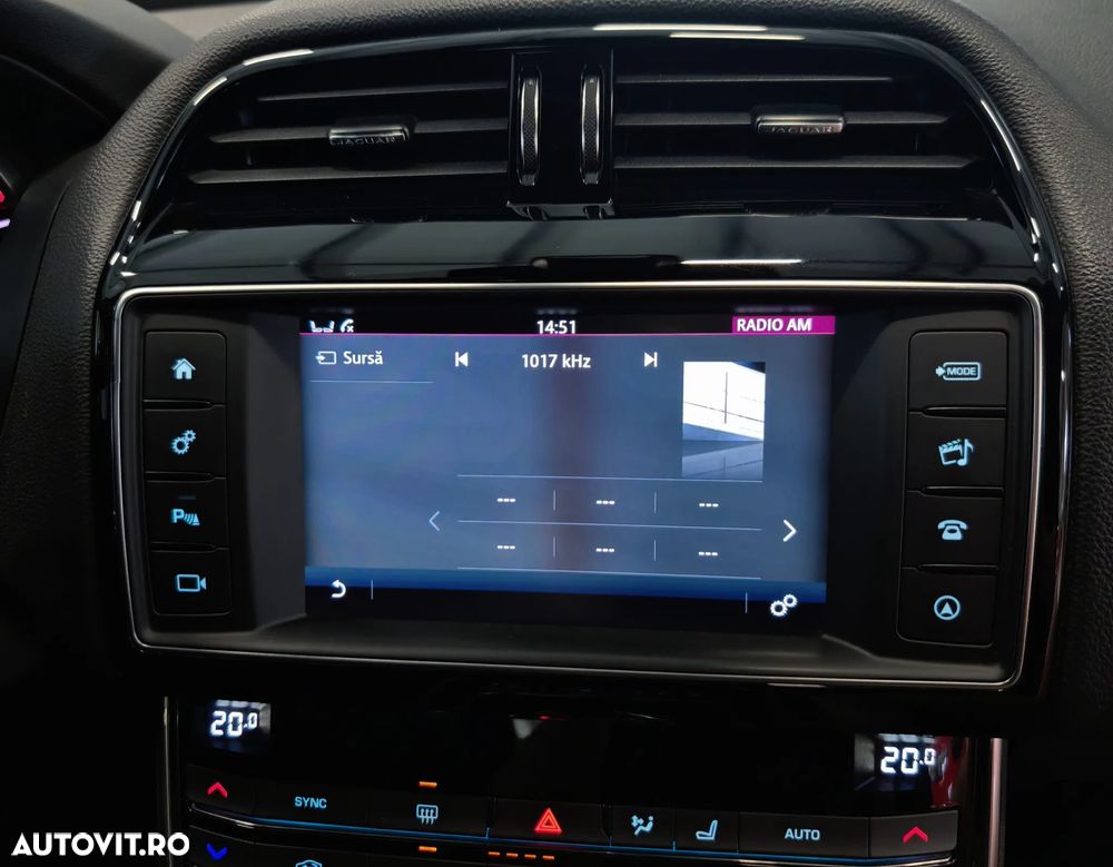 Jaguar XE 2.0 R-Sport - 15