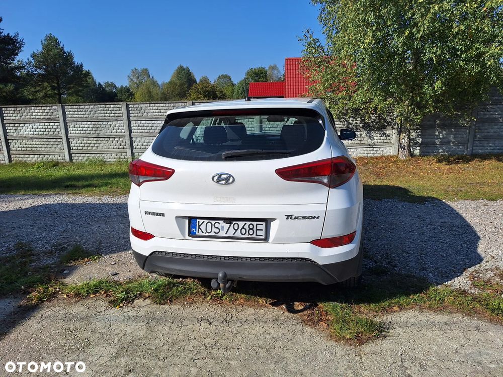 Hyundai Tucson 1.7 CRDI BlueDrive Classic 2WD - 9