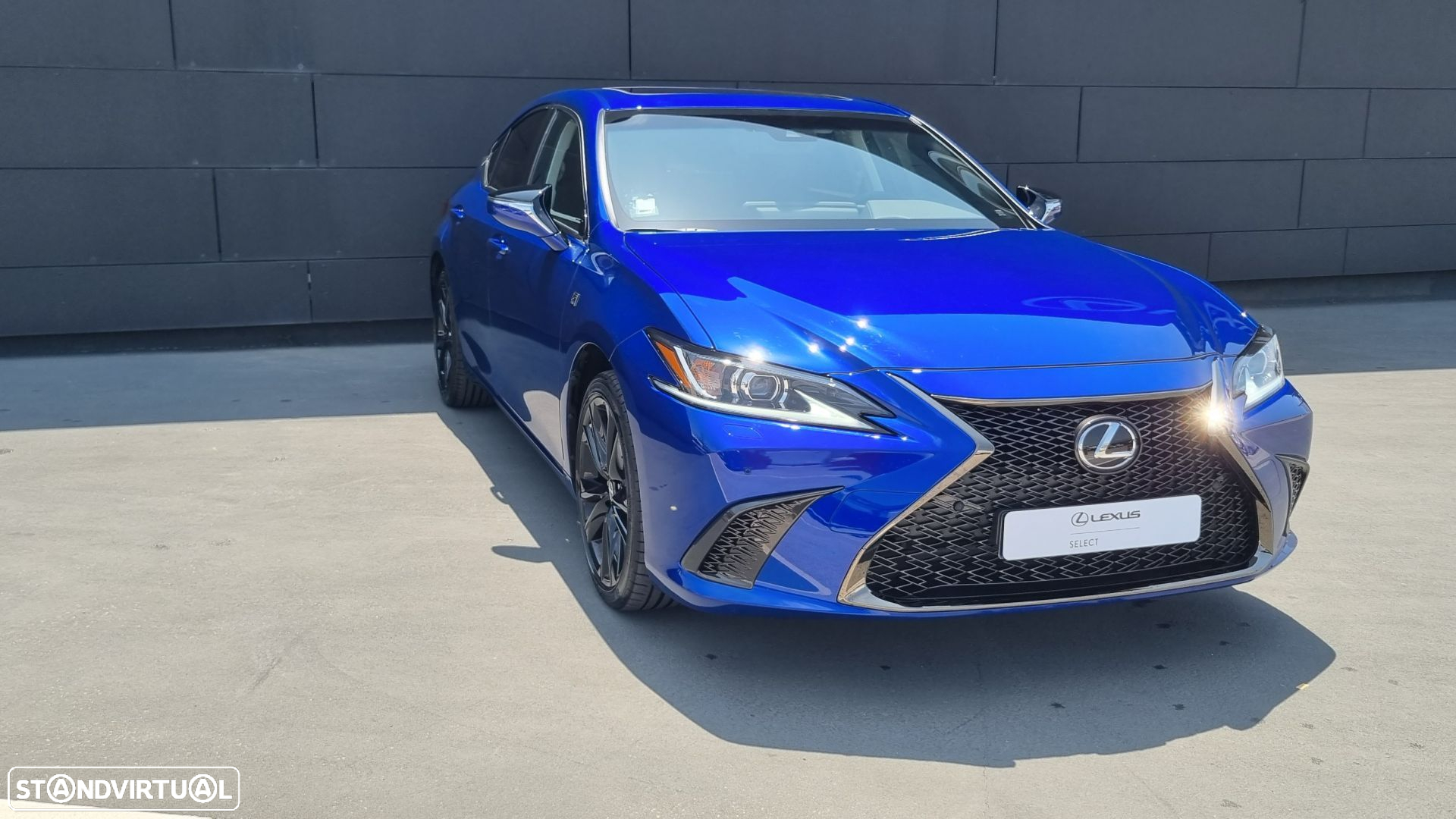 Lexus ES 300h Sport - 4