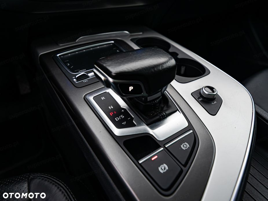 Audi Q7 3.0 TDI ultra Quattro Tiptronic - 23