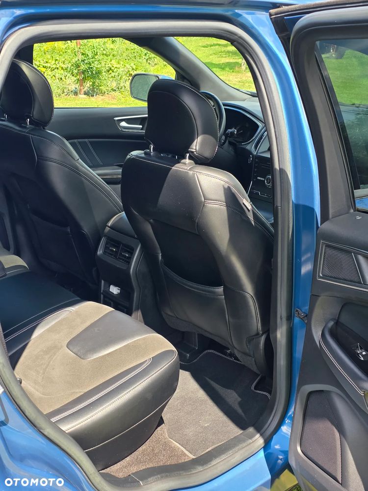 Ford Edge - 10