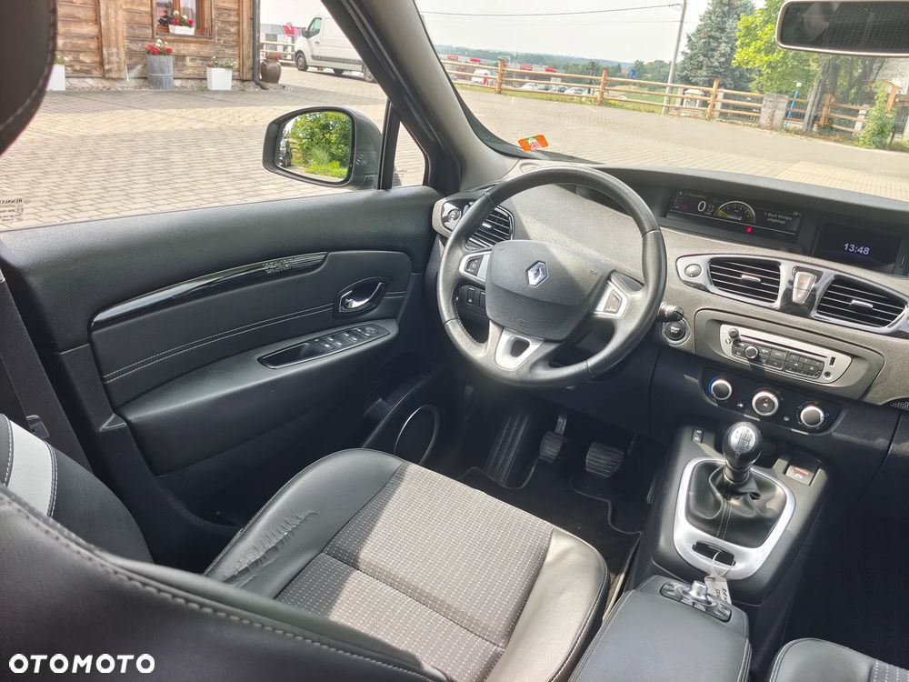 Renault Scenic 1.6 16V Authentique - 9