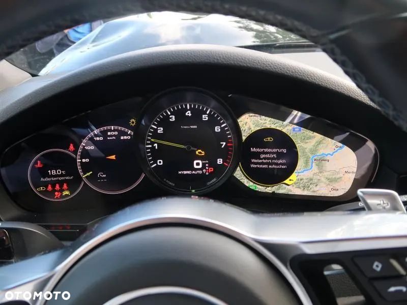 Porsche Cayenne E-Hybrid - 15