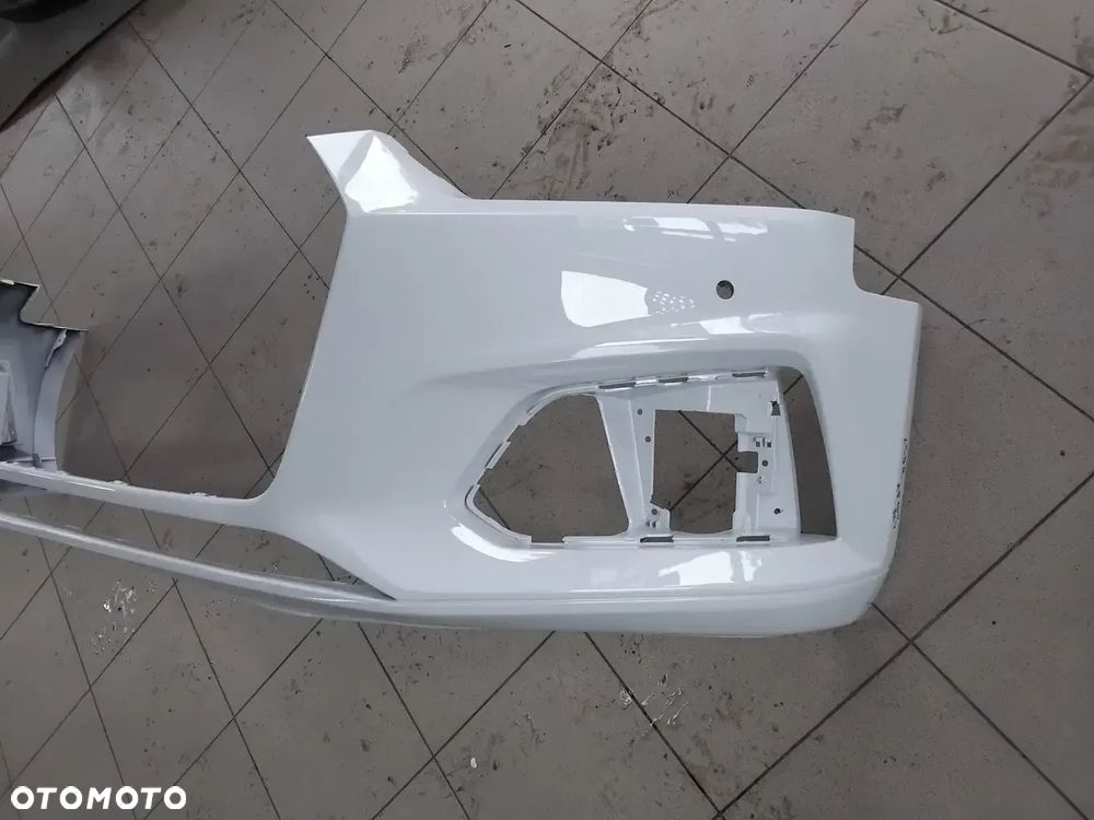 Audi A5 8W6807437 zderzak przedni 16-19 lakier Kod LS9R - 4