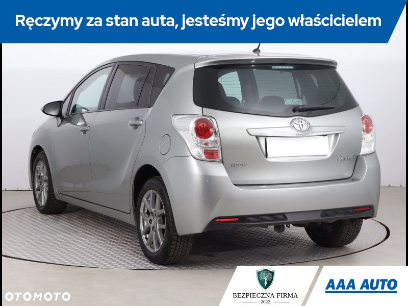 Toyota Verso - 5