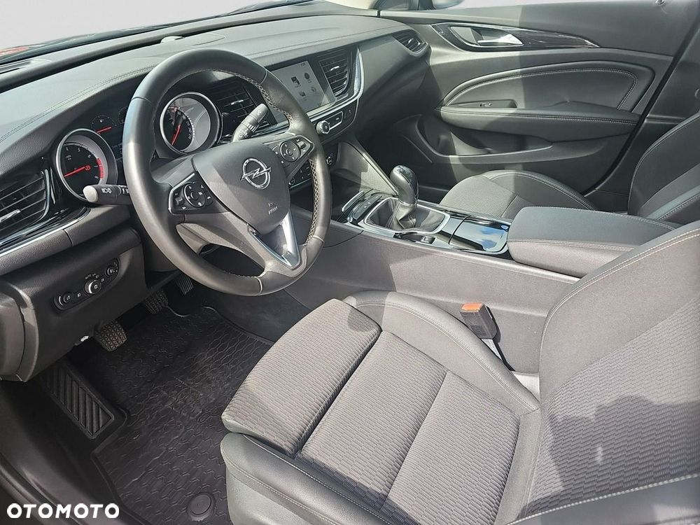 Opel Insignia - 16