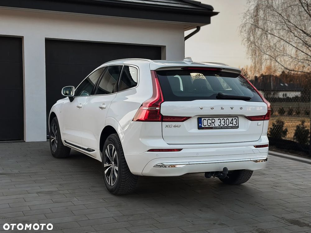 Volvo XC 60 T6 AWD Recharge Plus Bright - 4