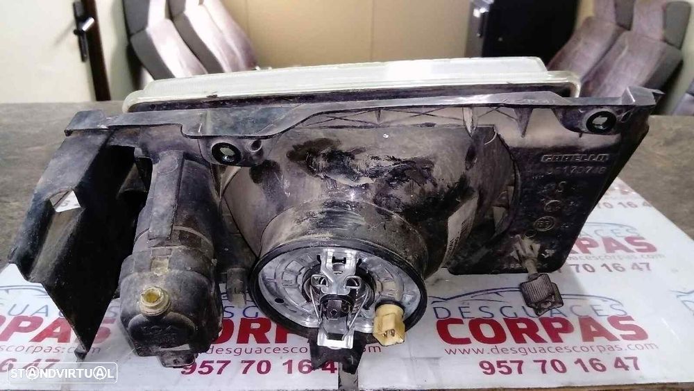 FAROL ESQUERDO FIAT SCUDO FURGÃO 2002 -50804 - 3