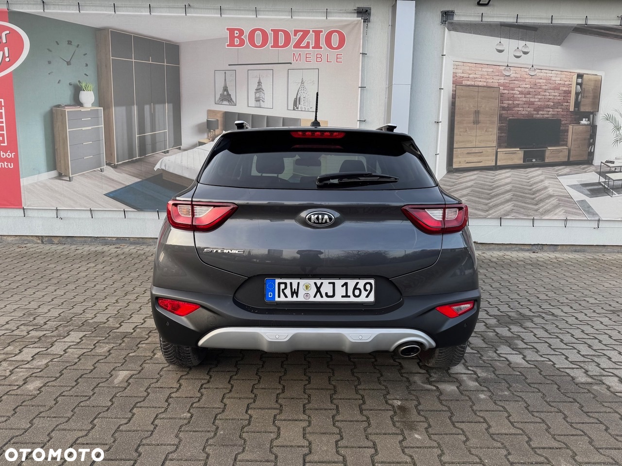 Kia Stonic - 5