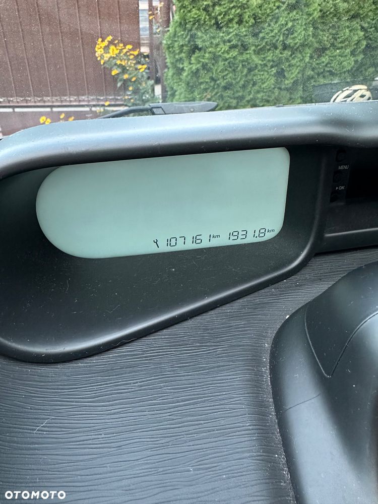 Citroën C3 Picasso 1.6i Exclusive - 4