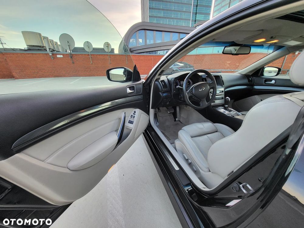 Infiniti G S Premium - 11