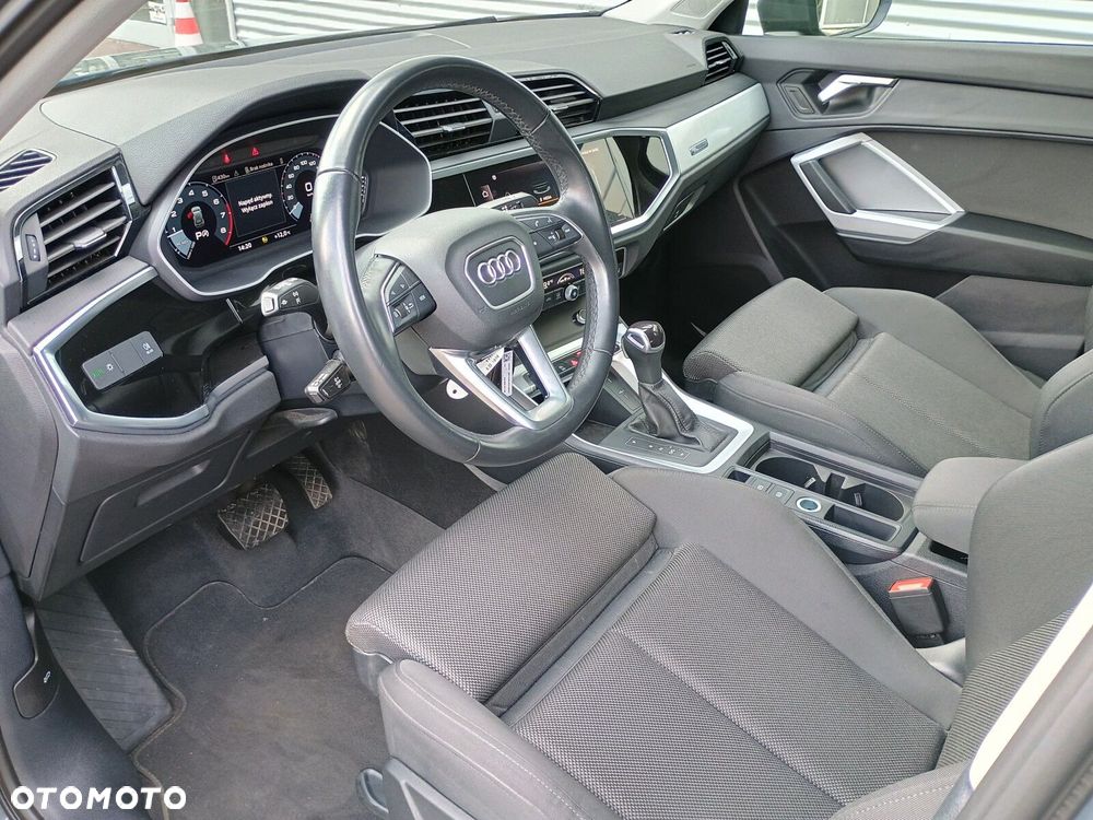 Audi Q3 - 17