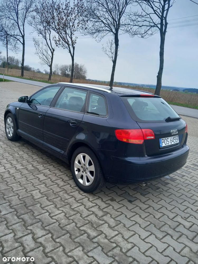Audi A3 Sportback - 4