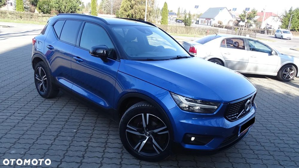 Volvo XC 40 D3 Momentum Pro - 2