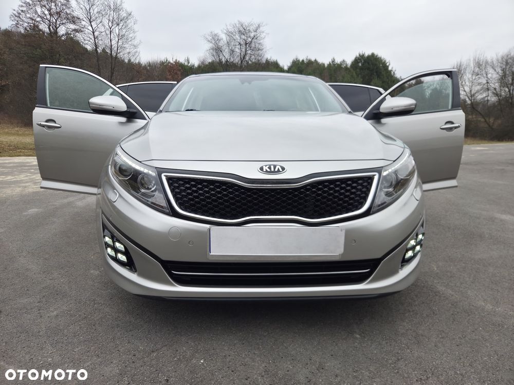 Kia Optima - 27