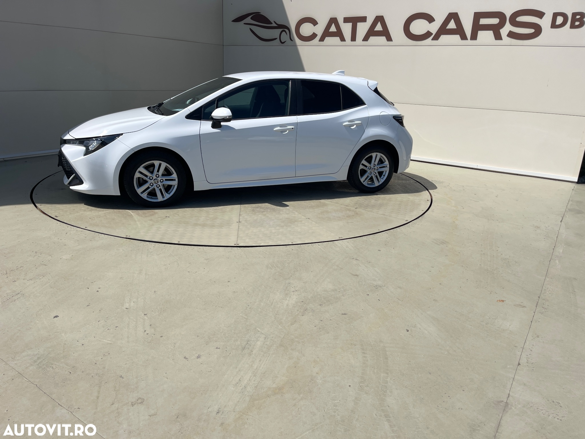 Toyota Corolla 1.8 Hybrid Comfort - 6
